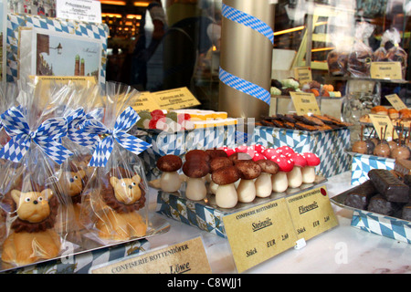 Vetrina a Monaco di Baviera, Germania durante l'Oktoberfest Foto Stock