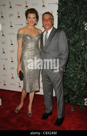 Brenda forte, Eric Stonestreet presso gli arrivi per la 63Primetime Emmy Awards - esecutori Nominee Reception, design del Pacifico Foto Stock