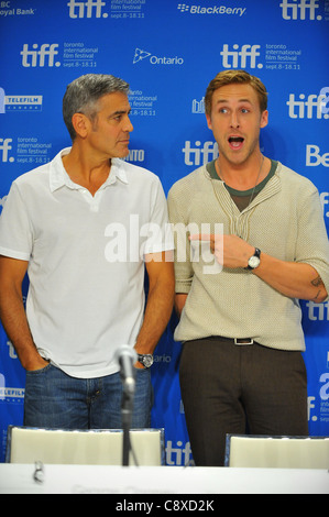 George Clooney Ryan Gosling atpress conferenceIDES marzo conferenza stampa Toronto International Film Festival campana TIFF