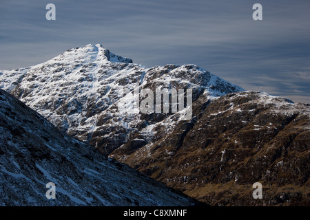 Beinn un Lochain, Corbett in Arrochar Alpi della Southern Highlands della Scozia in inverno Foto Stock