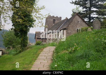 St Martins in chiesa a Cwmyoy, vale di Eywas, Montagna Nera, Monmouthshire, Galles Foto Stock