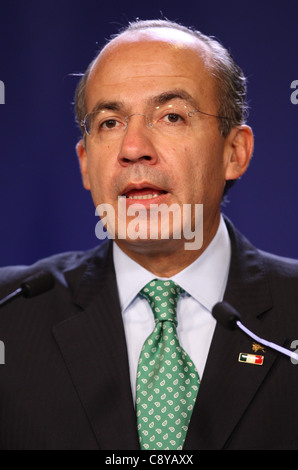 FELIPE CALDERON PRESIDENTE DEL MESSICO 04 novembre 2011 PALAIS DE FESTIVAL CANNES FRANCIA Foto Stock