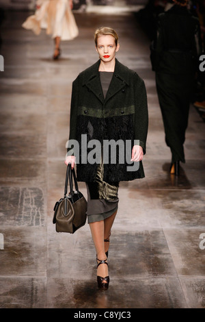 Antonio Marras - Pista - Autunno/Inverno 2011 Collection - la settimana della moda milanese Foto Stock