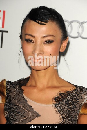 Bai Ling presso gli arrivi per la signora Gala a Screening AFI FEST, Grauman's Chinese Theatre di Los Angeles, CA 4 novembre 2011. Foto di: Dee Cercone/Everett Collection Foto Stock