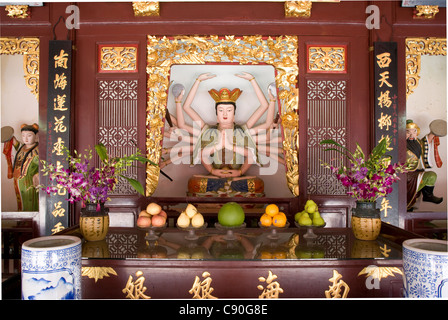 Thian Hock Keng Temple: Kuam Yin - Dea della Misericordia Foto Stock