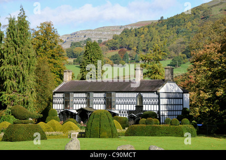 Plas Newydd nelle vicinanze del Llangollen era la casa del Signore di Llangollen per quasi cinquant'anni. Attualmente è gestito come un museo Llangollen Foto Stock