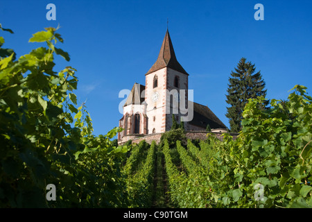 Hunawihr villaggio chiesa in Francia Foto Stock