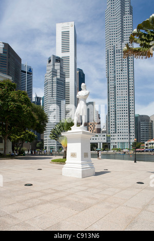 Il Raffles Landing Site - Statua di Stamford Raffles Foto Stock