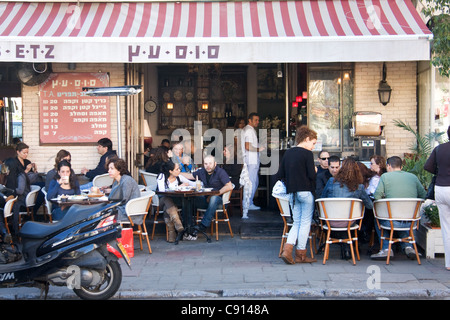 Israele Tel Aviv Sheinkin Street Cafe Foto Stock