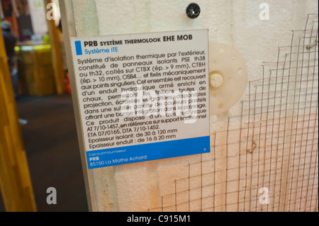 Parigi, Francia, Batimat materiali da costruzione Trade Show, 2011 CNDB isolamento legno Prodotti per edilizia, Risparmio Energetico etichetta Foto Stock