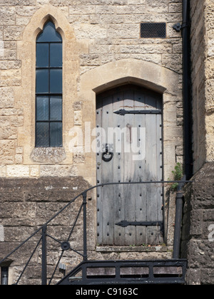 Cirencester ha avuto una lunga storia come un mercato e una città commerciale. Ci sono splendidi edifici storici per le vie del paese. Foto Stock