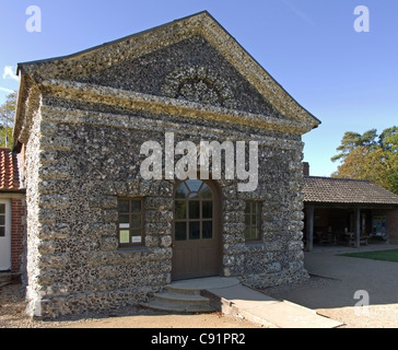 La Shell House nella foresta di Hatfield Foto Stock