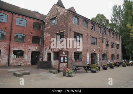 Il YHA Coalport (Ostello della gioventù) in Coalport, Ironbridge Gorge, Shropshire, Regno Unito. Foto Stock