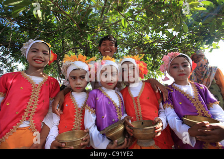 Sumbawa è un isola in Lesser Sunda islands gruppo e ha distinti gruppi tribali che sono orgogliosi del loro patrimonio. Culturale Foto Stock