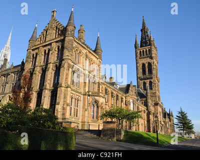 Città di Glasgow University edificio principale compreso il campanile e la guglia in Scozia Foto Stock