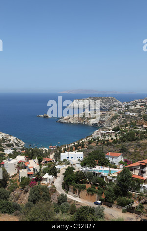 Agia Pelagia è una piccola città costiera di Creta 20 chilometri ad ovest di Heraklion. Foto Stock