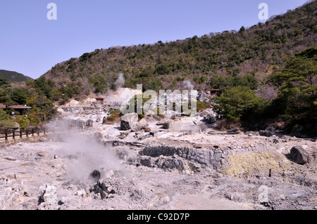 Vi è un parco nazionale chiamato Unzen-Amakusa monte Vulcano Unzen e isole Amakusa. Il vapore acqueo contenente solfuro di idrogeno Foto Stock