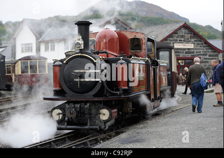 Double Fairlie Dafydd Lloyd George voce un treno per Blaenau Ffestiniog gwynedd north Wales UK Foto Stock