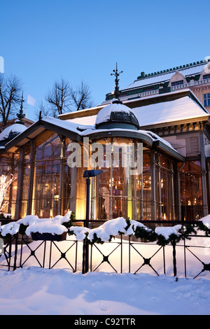 Famoso storico ristorante Kappeli a Helsinki. Foto Stock