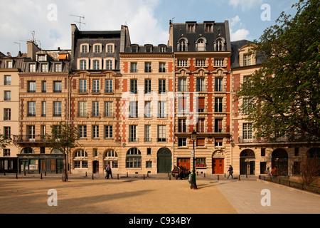 Square a Pont Neuf, sull'Ile de la Cite, Parigi. Foto Stock