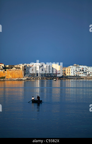 Sicilia, Italia, Europa occidentale; Trapani il porto di pesca Foto Stock