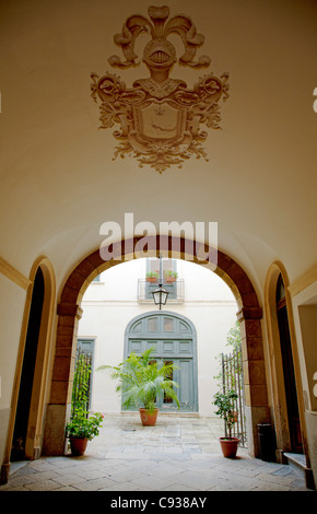 Sicilia, Italia, Europa occidentale; dettagli architettonici di Trapani città vecchia Foto Stock