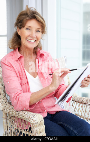 Senior schizzo di donna Foto Stock