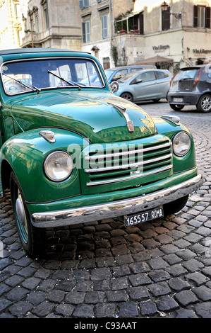 Fiat 500 Topolino, Roma, Italia. Foto Stock