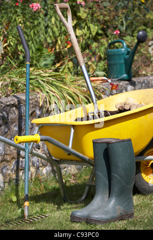 Utensili da giardinaggio e accessori Foto Stock