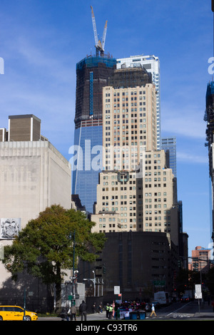 Il sito del World Trade Center a New York City, memoriale di coloro che sono morti e hanno sofferto nel terrore di Settembre 11 Foto Stock