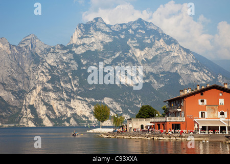 L'Italia, Trento, Lago di Garda, Torbole Foto Stock