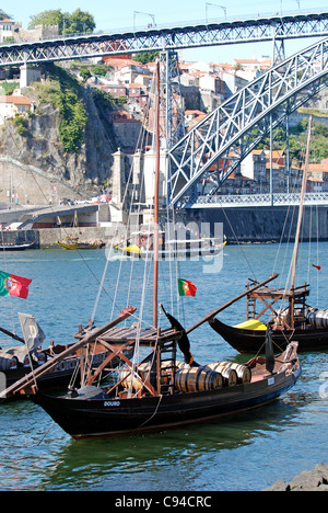 Barcos Rebelos fuori il vino Lodges, Vila Nova da Gaia, Oporto (Porto), Portogallo Foto Stock