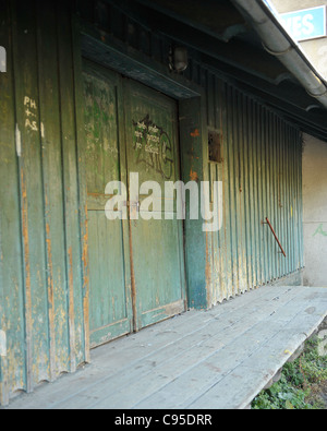 Schierandosi merci su ferrovia ceca Foto Stock