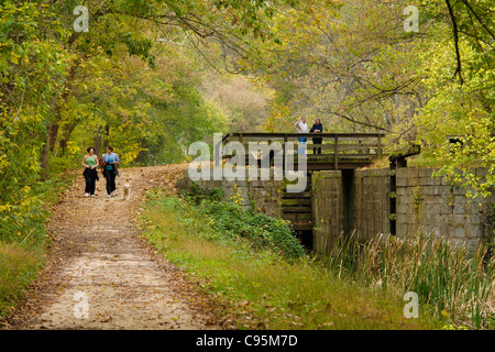 C&O Canal National Historical Park alzaia, serratura 10, vicino a Glen Echo, Maryland Foto Stock