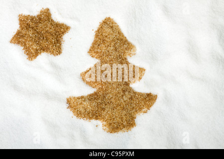 Albero di Natale fatto di cristalli di zucchero in zucchero bianco Foto Stock