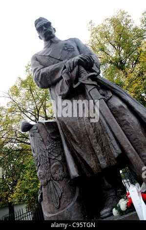 Jozef Pilsudski monumento vicino Belweder Palace di Varsavia, Polonia Foto Stock