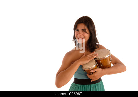 Ritratto di felice giovane donna tamburi di contenimento Foto Stock