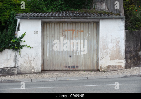 Porta del garage Foto Stock