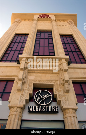 Virgin Megastore, Il centro cittadino di Beirut, Libano. Foto Stock