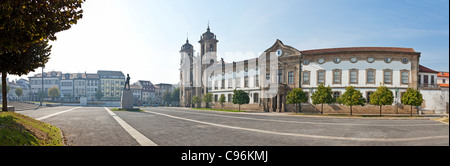 Populo chiesa nella città di Braga, Minho, Portogallo. , Manierista e rococò Architettura neoclassica. Foto Stock