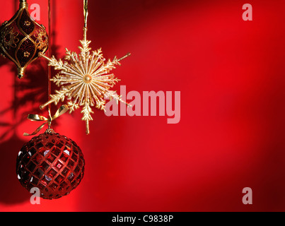 Splendido Natale decorazione artistica vita ancora sullo sfondo Foto Stock
