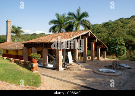 Il Los Osuna.agave blu spiriti stabilimento vicino Mazatlan, Sinaloa, Messico Foto Stock