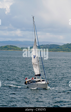 Nautica da diporto nel suono di Mull, Lochaline, Scozia. SCO 7740 Foto Stock