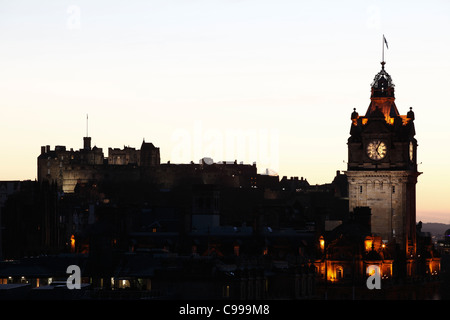 Castello di Edimburgo tramonto, Scozia, Regno Unito Foto Stock