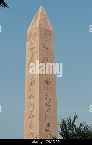 Obelisco di Teodosio nell'Ippodromo, Istanbul, Turchia. Foto Stock