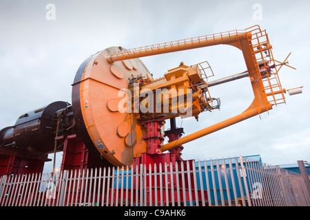 Un PB150 Boa di potenza, l'onda di energia del dispositivo sulla dockside in Invergordon, Cromarty Firth Scozia. Foto Stock