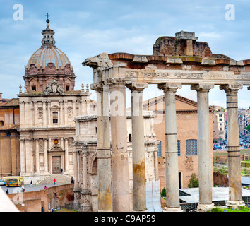 Tempio di Saturno foro romano Roma Italia Foto Stock