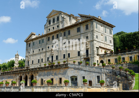 Vista di Villa Aldobrandini che è il più grande e il più spettacolare del tardo Rinascimento ville costruite a Frascati in Italia. Foto Stock