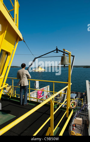 Traghetto per auto tra Pargas Nagu arcipelago di Turku Finlandia Foto Stock