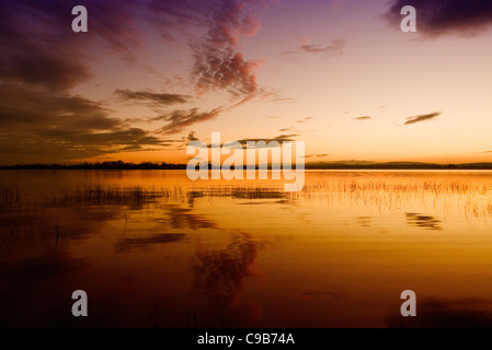 Dromod, Dromod Harbour, porto, nella Contea di Leitrim, Irlanda occidentale, l'occidente, irlandese, tramonto, lago, sera, porto vuoto,imbarcazioni,fiume, Foto Stock